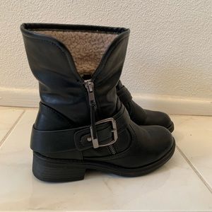 Short Moto style boots